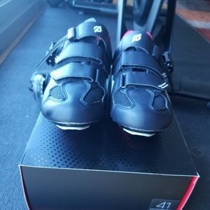 COPY - Peloton Cycling Shoes With Cleats